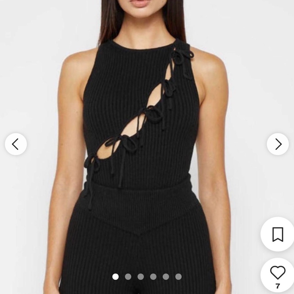 Maniere De Voir Black One Shoulder Knit Bodysuit